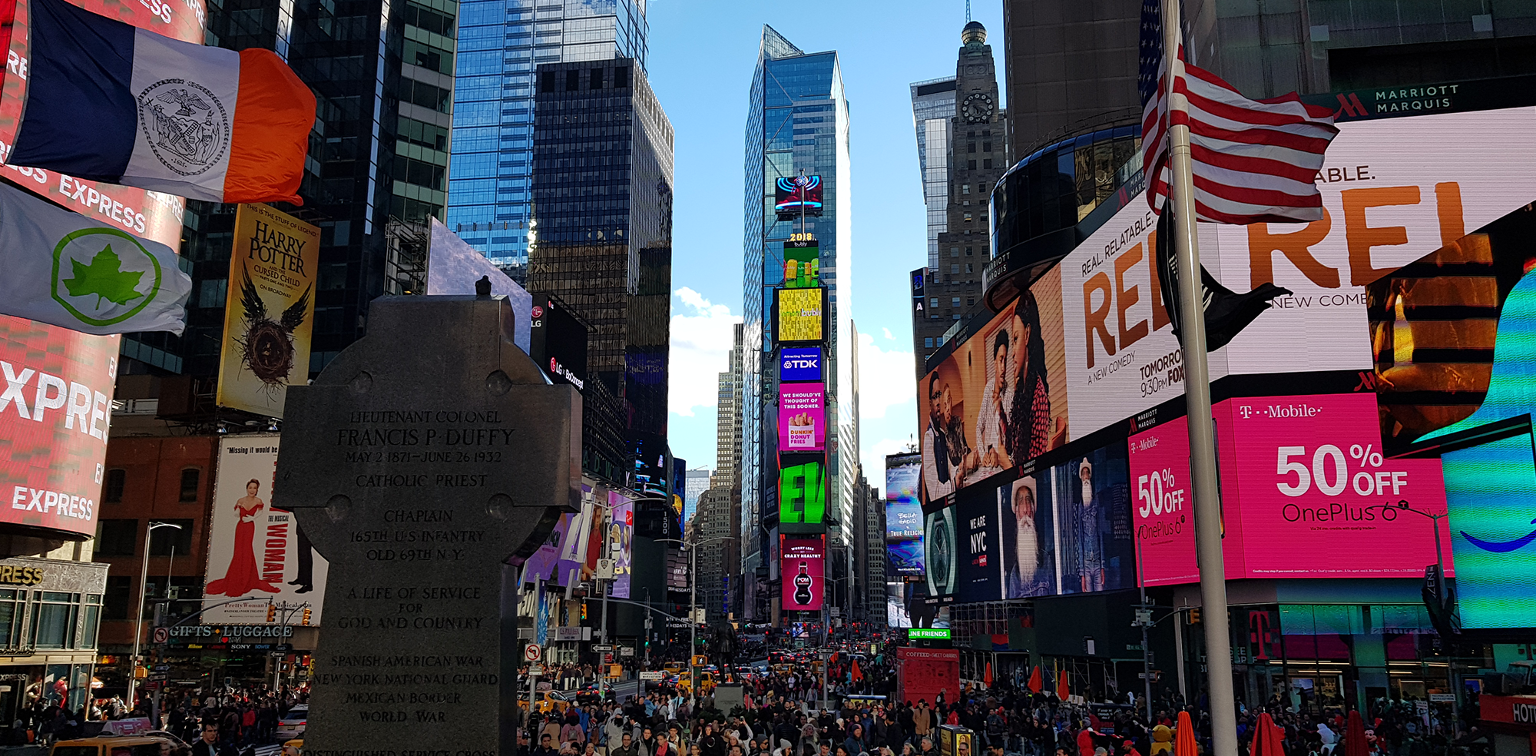 METZ CONNECT Times Square